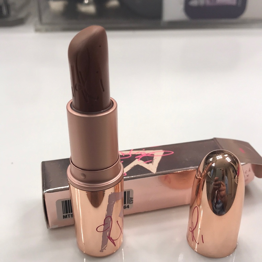 Riri Hearts MAC nude LE lipstick